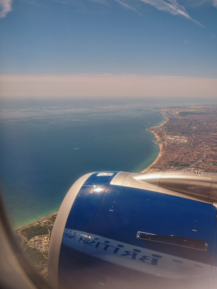 '<b>Reflections</b>' – the new <b>BRITISH AIRWAYS campaign</b> by Uncommon Creative Studio with retouching by<b> RECOM LONDON</b>
