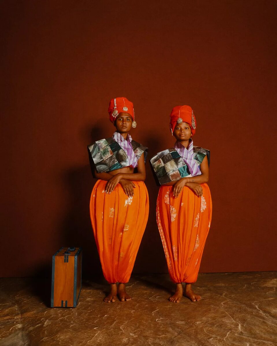 <b>SHANTI BANARAS - Chhau Dancers</b> between Myth, Movement and Tradition, produced by <b>ELEMENTS PRODUCTION SERVICES</b>, India