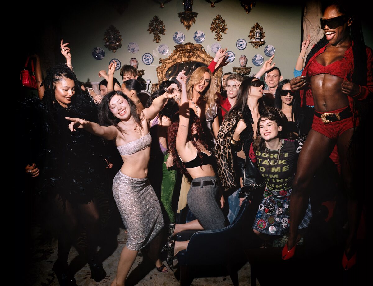 British cool is back! - Ewen Spencer photographed the UK's hottest It girls for VOGUE UK