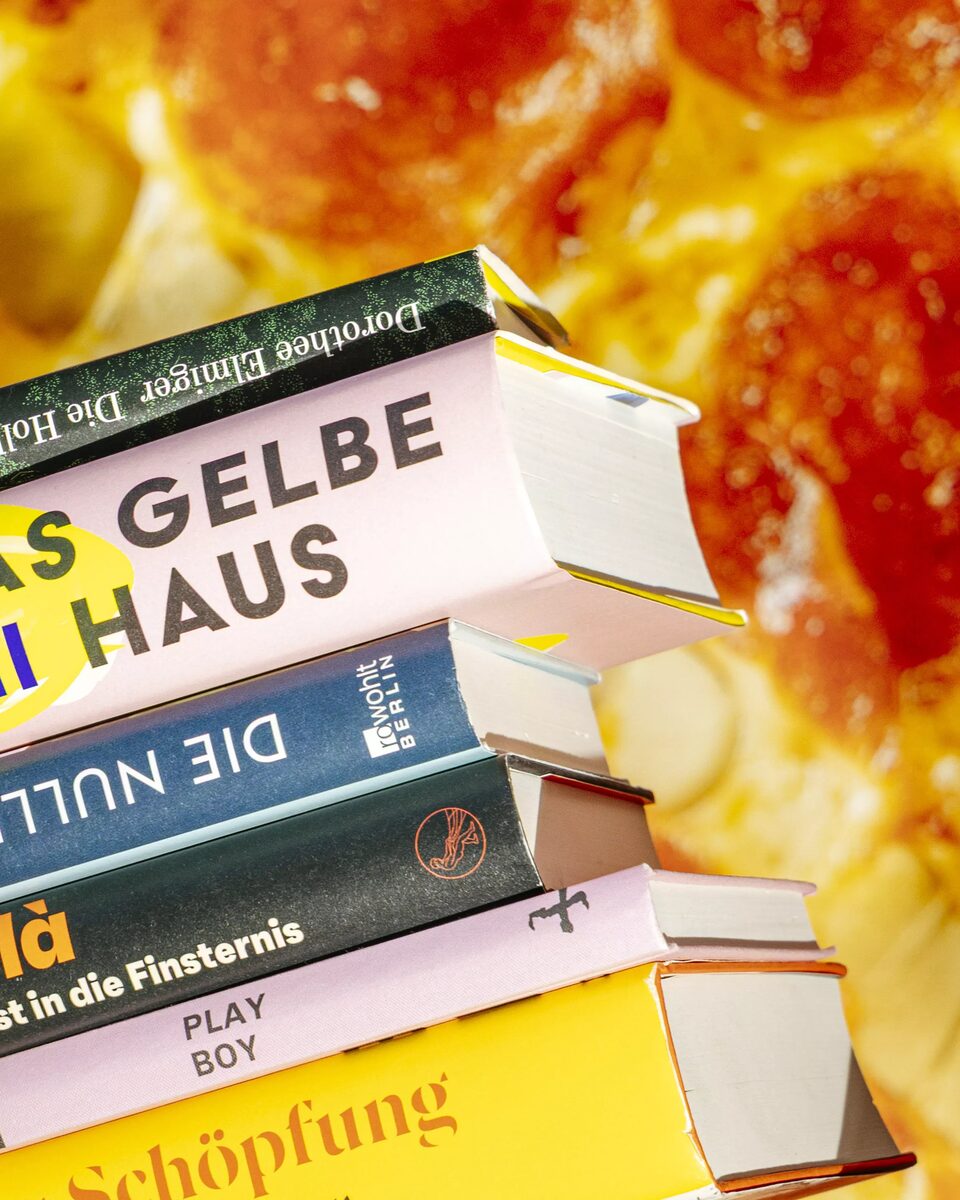 Alexandra Polina fotografiert die Coverstory "Deutscher Buchpreis" für DER SPIEGEL