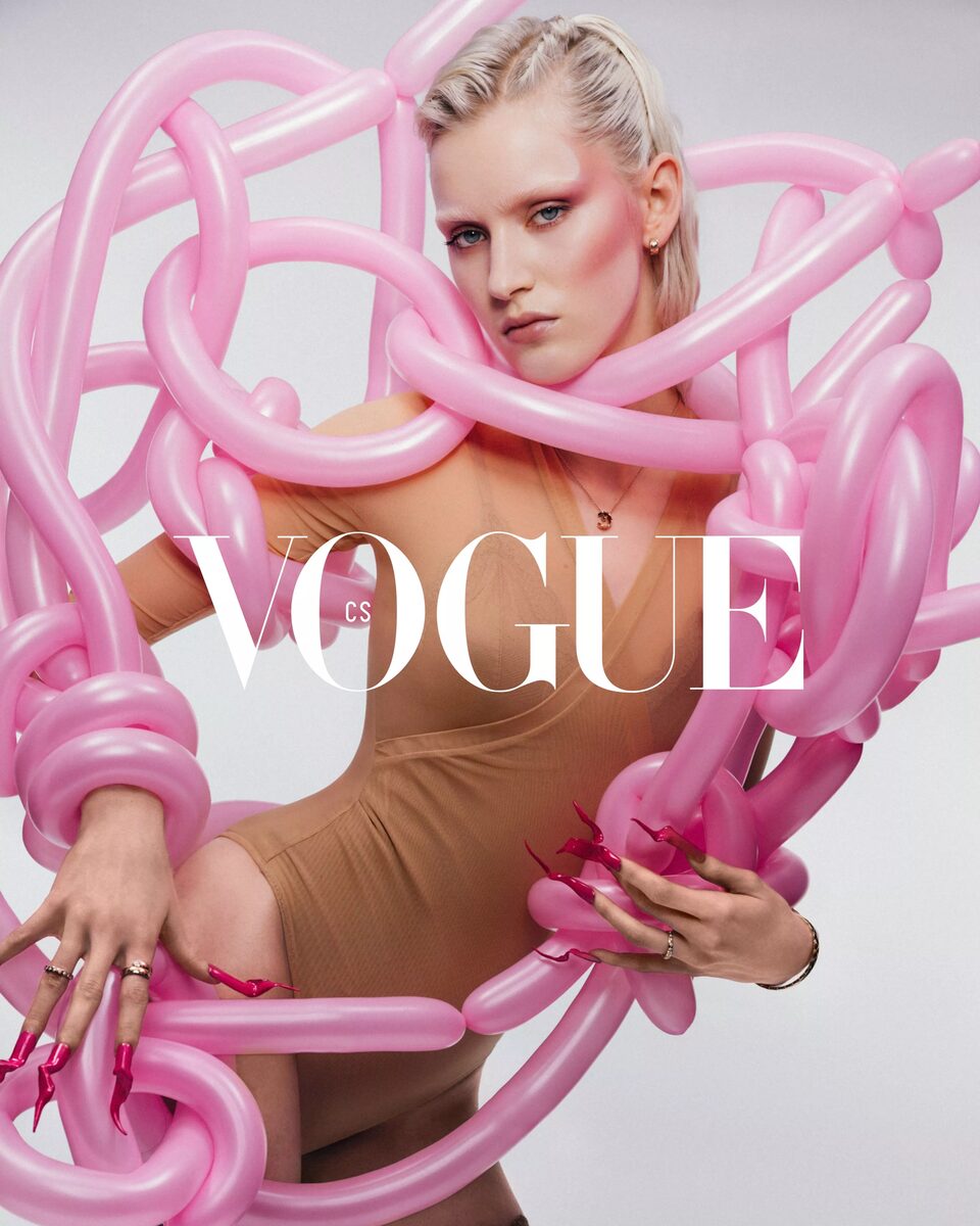 Vogue CS x Chanel Beauty – Special by Make-up Artist Loni Baur &amp; Set Designer Theresa Rohe
