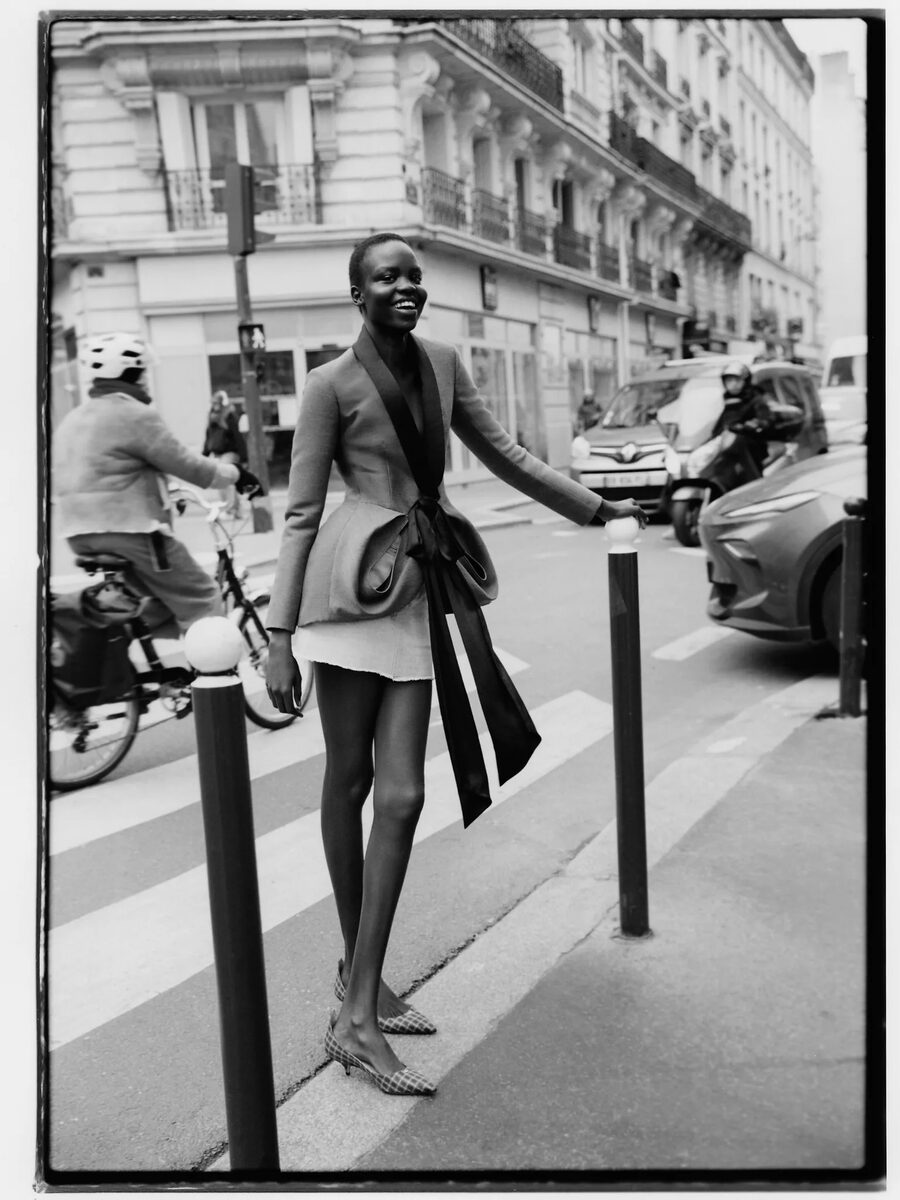 JPPS handled the Paris shoot ‘Bonjour – A Day in Paris’ with Akolde Meen for NZZ Magazine Z