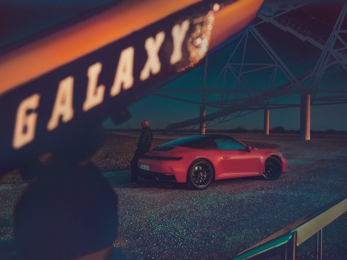 Porsche 911 GTS... closer to the stars with transportation photographer ANKE LUCKMANN