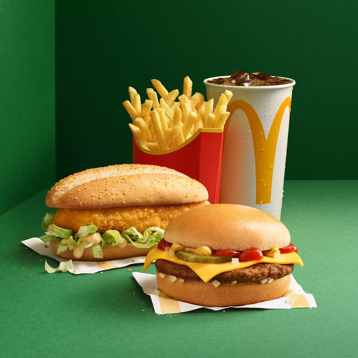 McDonald’s – Strawberry Drinks &amp; Food Creations by Director &amp; Photographer Maciek Miloch