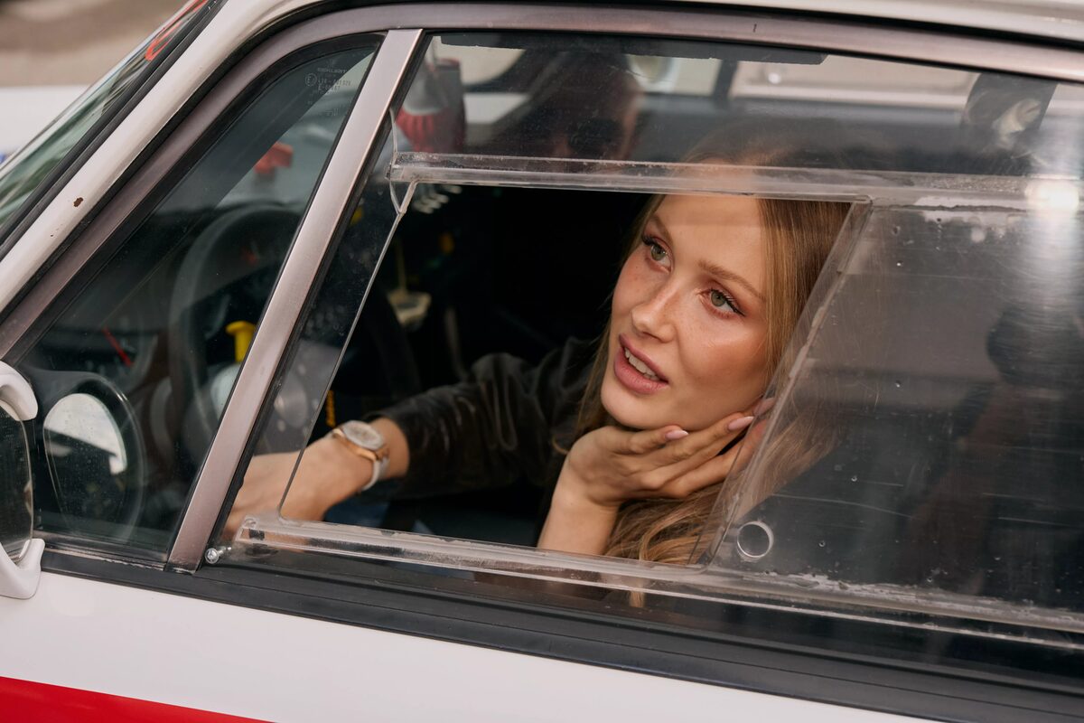 SPIEGEL x Laura-Marie Geissler: Watch Column Photographed by Roderick Aichinger - On Speed and the Art of Letting Go