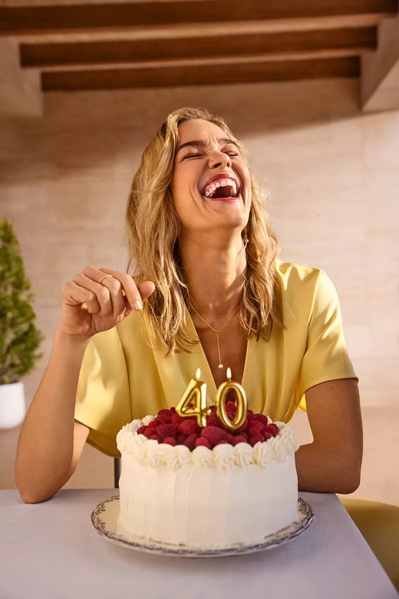40 years of BONPRIX - and the Hamburg post-production company RETOUCHED-STUDIOS is celebrating with them!