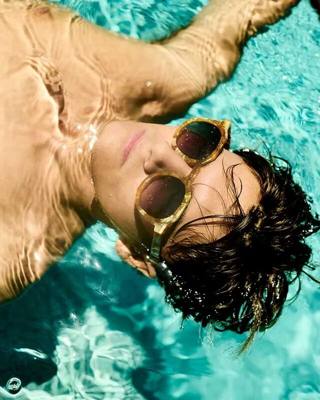 Making waves – Anne Menke photographed the eyewear and accessories editorial for Ac Mag Summer '26