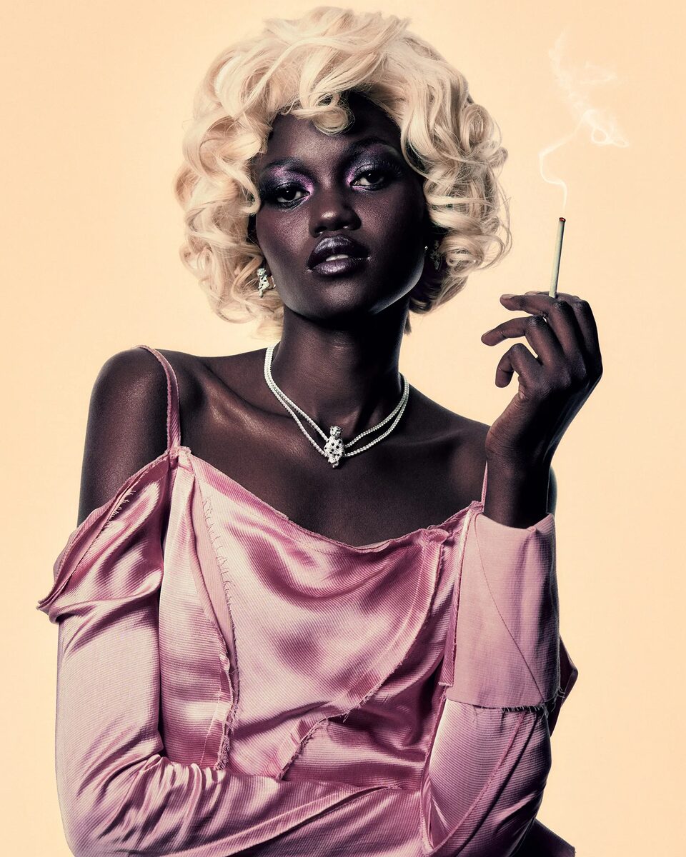 "All Eyes On Us" – Per Appelgren shoots an XXL spread for the AURUM MagBook 5th Anniversary Issue