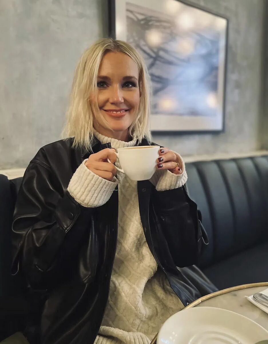 Between Instinct and Precision – Agent Molly & Co presents fashion & beauty illustrator Annie Sjöwall