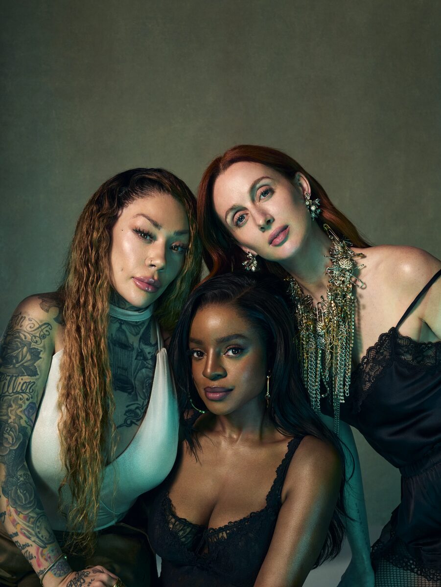 Die SUGABABES sind zurück ! - Liz Collins fotografiert das Album-Artwork für das Original-Trio