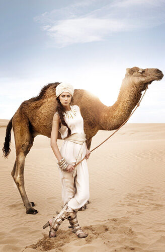<b>Norbert Kniat</b> : BAUERFEIND fashion campaign, in Marrakech and London with JOY, DONGIL fashion, MARIO GUTMANN portraits, new magazine INWIEN and free beauty shots