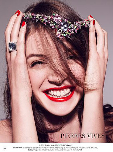 Gyslain Yarhi : Charon Cooijmans flashes some bling for DIE MADAME FIGARO and Louise de Chevigny perfects her geometry skills for GRAZIA