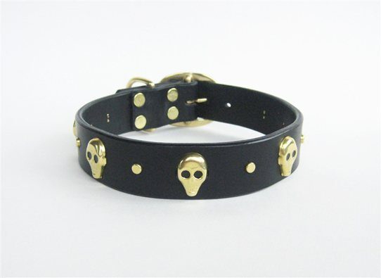 GoSee Shop Recommendation: Who Let the (glam) Dogs Out? <b>Mo’woof, New Zealand </b> : luxury leather bling for dogs and cats