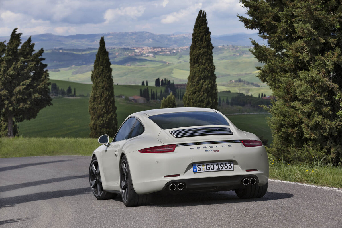NEW : Wolfgang Groeger-Meier, transportation and people photographer, Munich; 50 years of PORSCHE 911 – the special edition anniversary model shoot in Tuscany