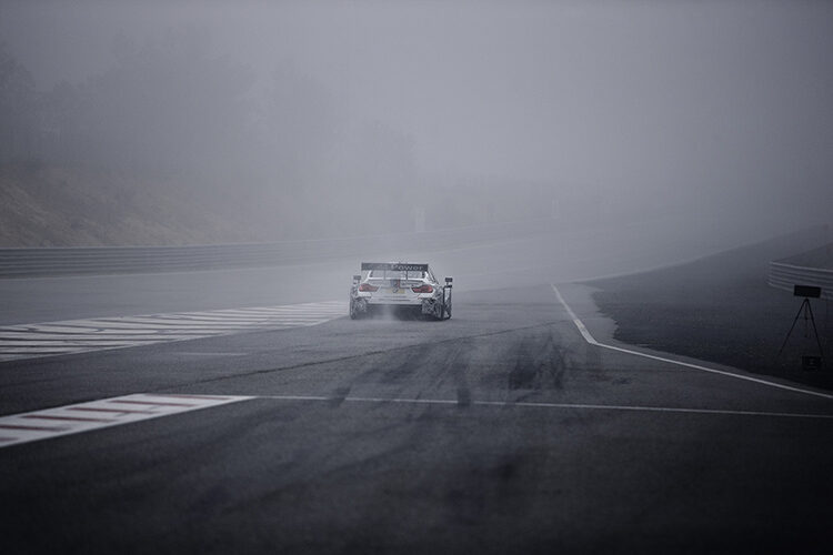 Pit stop in Spain – photographer Jan VAN ENDERT produces the BMW MOTORSPORT campaign for Serviceplan