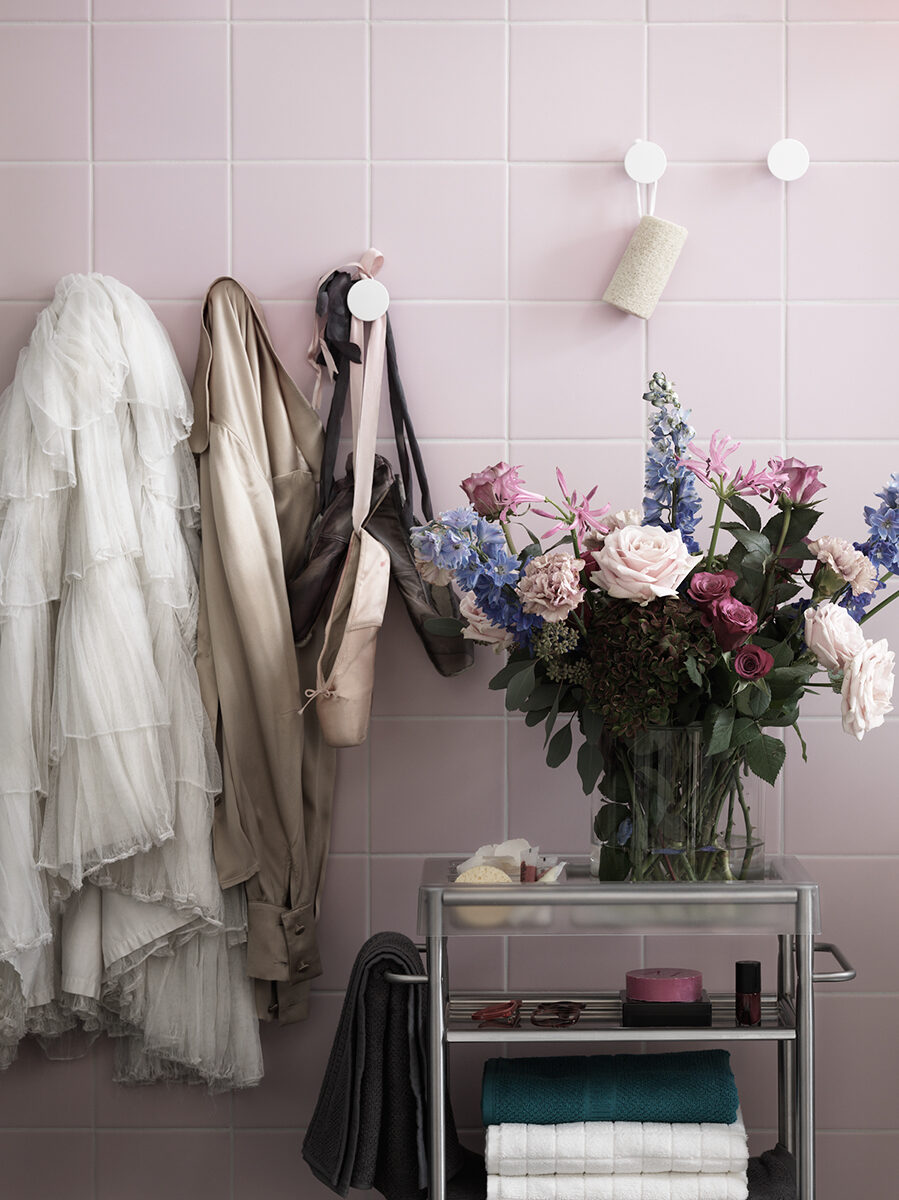 Fotograf Marcus LAWETT und Interior-Stylist Hans BLOMQUIST kreieren Badwelten für IKEA