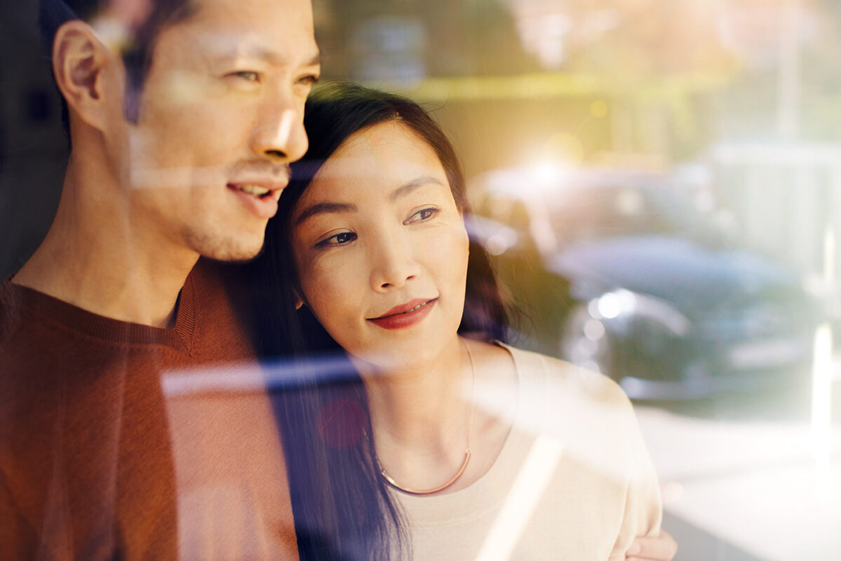 Juliane BÜTHER (Styling) and Mira HAKE (Hair & Make-up) for DAIMLER FINANCIAL SERVICES Asia people campaign by photographer Dominik Mentzos
