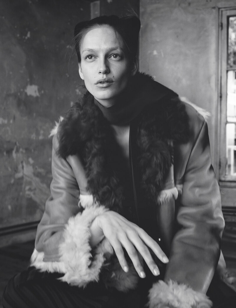 'Black Echo' for French CLASH Magazine with Model Smith Vanders - photos Benjamin VNUK