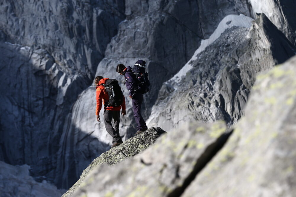 NATURAL BORN EXPLORERS - JACK WOLFSKIN Summer catalogue 2015