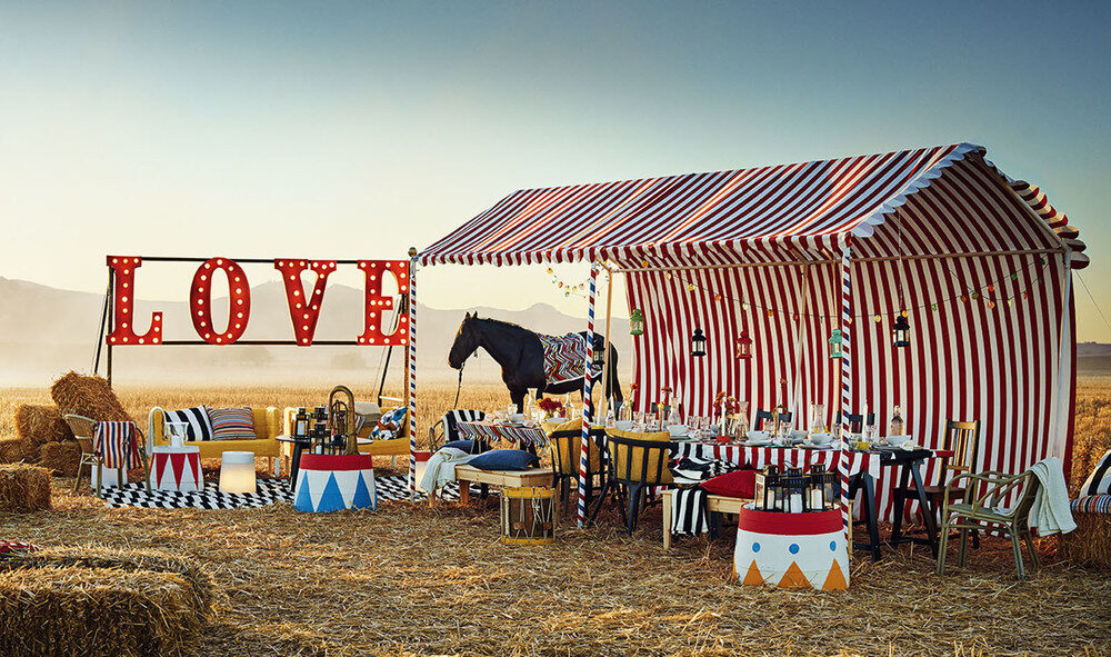 IKEA takes us outdoors to celebrate! The inviting scenary motifs were realized by stylist Hans BLOMQUIST with photographer Mikkel VANG
