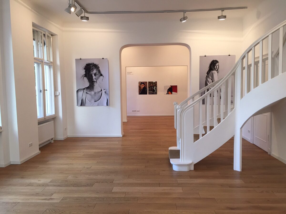Basics Berlin now presents an exhibition with artistic photo projects