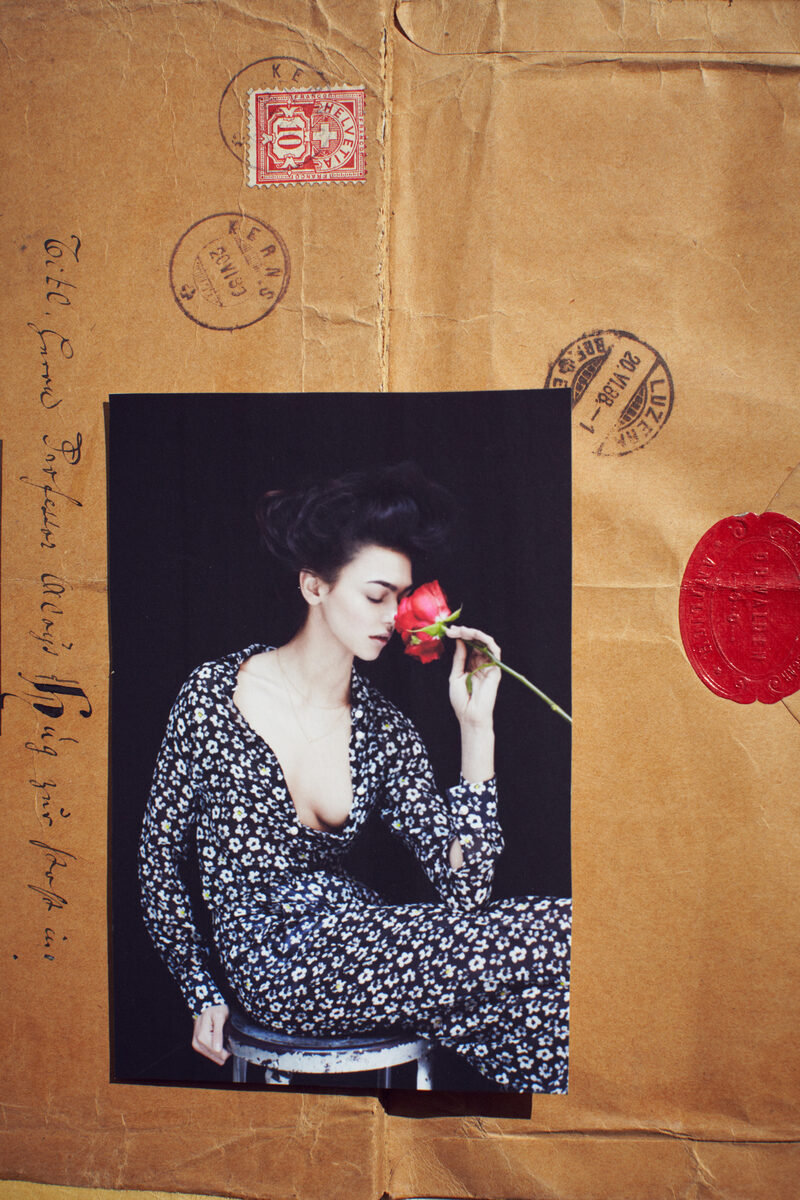 Nostalgia and flower power - Go & See the work 'Flower' by photographer Bettina LEWIN