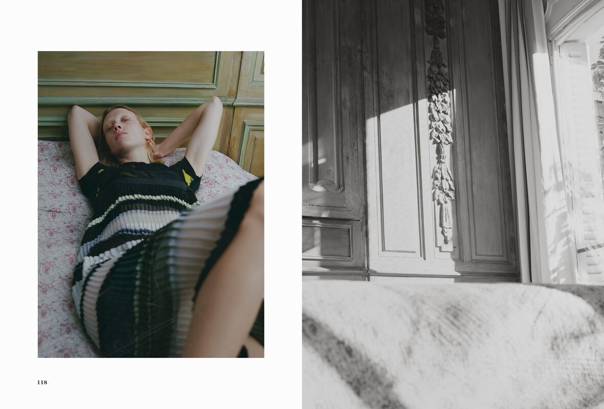 Progressive fashion contrasts in SLEEK mag, combined by Tereza ORTIZ and photographed by Benjamin VNUK