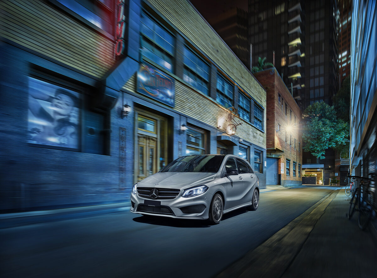 <b>Darren Capp</b> : MERCEDES-BENZ B-Class 4Matic in Melbourne's Docklands, RENAULT Scala India, TOYOTA Prius MY 2016 and an update of the BMW X3 models