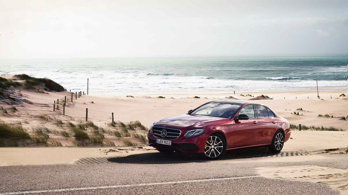 Jan Friese fotografiert OPEL ZAFIRA Katalog für Scholz & Friends und die MERCEDES E-Klasse für INTERSECTION MAG in Portugal