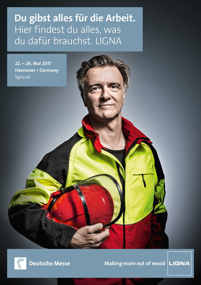 'You give all you got for work' - <b>Martin BÜHLER c/o HAUSER FOTOGRAFEN</b> shot poster motifs for LIGNA and the agency Rosenbauer Solbach, plus his personal work: 'Refugee Portraits'