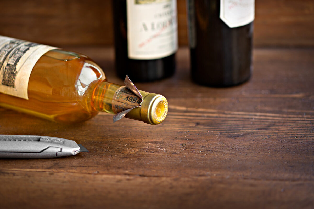 <b>Sanna LINDBERG c/o AGENT MOLLY &amp; CO</b> photographs inviting motifs for the Swedish state alcohol dealer SYSTEMBOLAGET