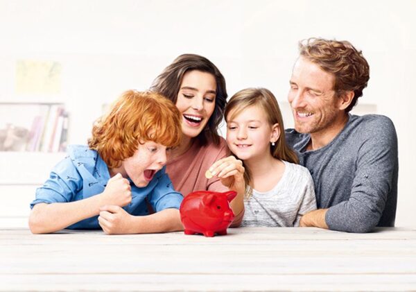<b>BRÜDERCHEN &amp; SCHWESTERCHEN</b> : HENKEL Family, BOSCH Car Service, REAL spot, PFLÜGER SCHÜSSLER salts, KINDERÜBERRASCHUNG &amp; REISENTHEL campaign