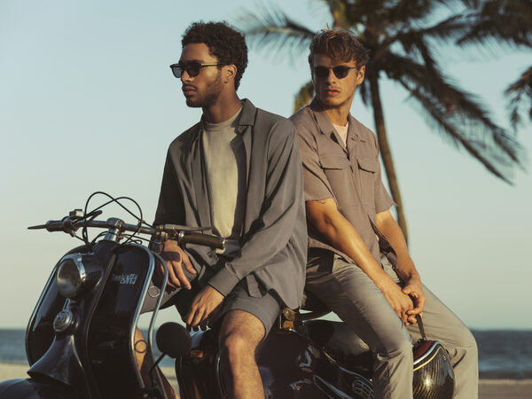 <b>Two Palms Productions</b> : produces the MR PORTER Spring/Summer 18 campaign with photographer Nacho Alegre, photos and film on GoSee