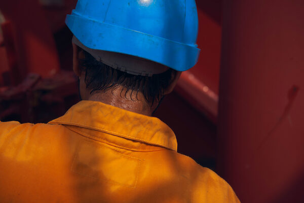 <b>Lars BORGES c/o EMEIS DEUBEL</b> documents life on board a cargo ship for HAPAG-LLOYD