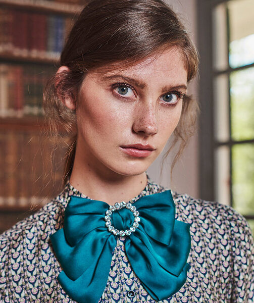 <b>Astrid M Obert</b> : fotografiert Schattenspiele für das WICKED GAME Magazin, BURDASTYLE Magazin und Jan - Feb 2019 in Kapstadt