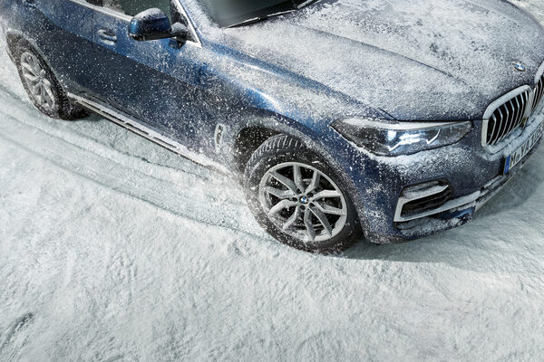 Wheel and tire campaign for the BMW Group and Hillert &amp; Co by <b>Stefan Reeh</b>