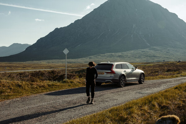 <b>Özgür Albayrak c/o Emeis Deubel</b> takes the Volvo V90 up into the Scottish Highlands