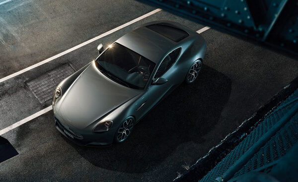 <b>David Breun</b> fotografiert das neue Elektro-Auto-Modell PIECH MARK ZERO für RAMP.SPACE in den Alpen und in Zürich . zeitlose Sportwagen-Faszination für die Elektro-Zukunft