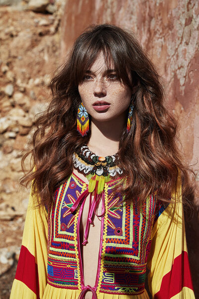 <b>VISUALEYES ARTISTS</b> : Stills for YORKSHIRE BANK UK, L'OFFICIEL x WINDSOR feat. Sara Nuru, DOBI PROFESSIONAL trends, ESTETICA mag, the LIVIQUE catalog cover, LATEST mag, ...
