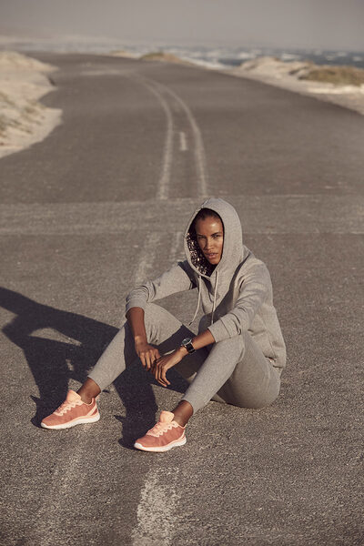active by LASCANA Summer 2019 - fotografiert in Kapstadt von <b>Gary ENGEL c/o HILLE PHOTOGRAPHERS</b>, Styling by Michele Junker