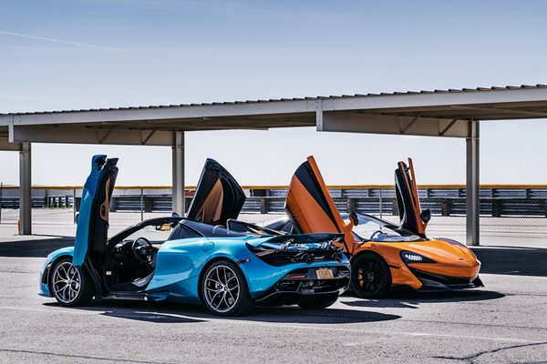 <b>Benjamin MONN c/o KRISTINA KORB</b> celebrates the legendary McLaren 720S Spider for luxury magazine ROBB REPORT
