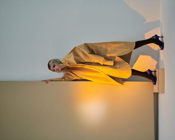 ‘Tenderness of Flowers’ – <b>ANDREAS ORTNER</b> stages model Kristin Drab for Russian NUMERO