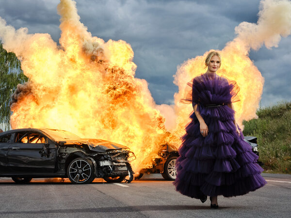 <b>PHILIPP RATHMER</b> : portrays ‘Alarm for Cobra 11’ commissioner Pia Stutzenstein in action for BUNTE