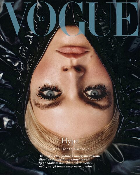<b>BIRGIT STÖVER ARTISTS</b> : Fabulous Kiss for CAROLINA HERRERA, PORSCHE DESIGN, THE KUNST MAGAZINE, DEW MAG,‘Moon and Tarots’ with Juliane Gruner, and off to Dinoland for and with VOGUE CS