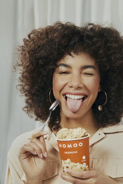 The first ice cream with a clear concience –<b> NOMOO</b>, the vegan ice cream, with a lifestyle campaign by <b>SALLYHATESWING</b> on GoSee