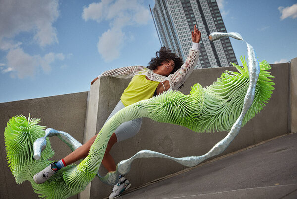<b>‘</b>Dancing with Particles’ – personal work by <b>Jean-Yves LEMOIGNE c/o MAKING PICTURES</b>