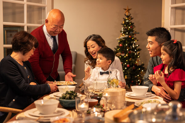 <b>ESSITY </b>Family scenes and IKEA with motifs full of atmosphere by <b>Catherine VAINDORF and Peter Hoelstad c/o AGENT MOLLY &amp; CO</b>