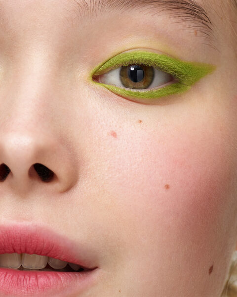 <b>‘The Big Switch’</b> photographer Jordan Rossi &amp; make-up artist Pablo Rodriguez present you their <b>‘VEGAN BEAUTY LOOKS</b>’ for Spring/Summer ‘22 on GoSee