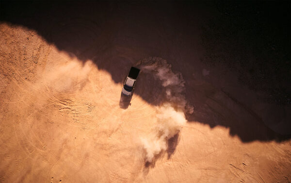 'Painting with dust' - der TOYOTA TRD PRO fotografiert und gefilmt von <b>Anton WATTS c/o SEVERIN WENDELER</b>