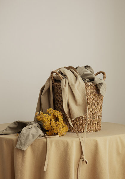 <b>Heidi LERKENFELD c/o&nbsp;STILLSTARS</b> photographs for <b>H&amp;M Home</b>